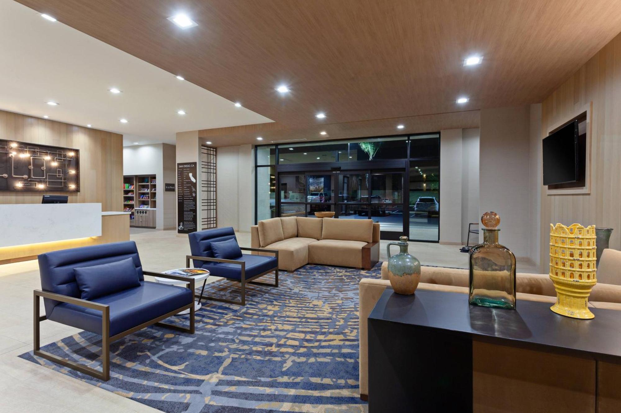 Towneplace Suites By Marriott San Diego Central Exterior photo
