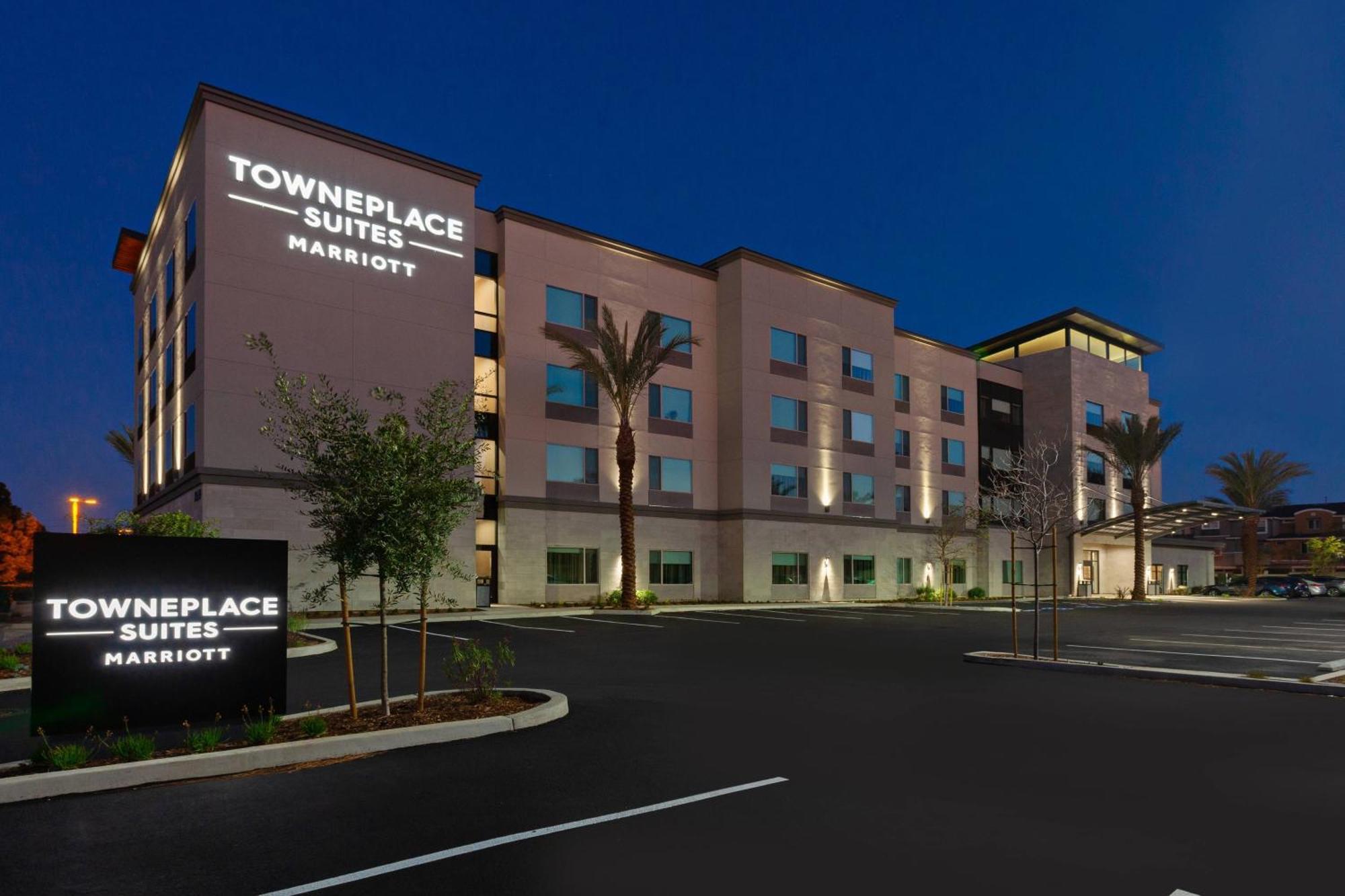 Towneplace Suites By Marriott San Diego Central Exterior photo